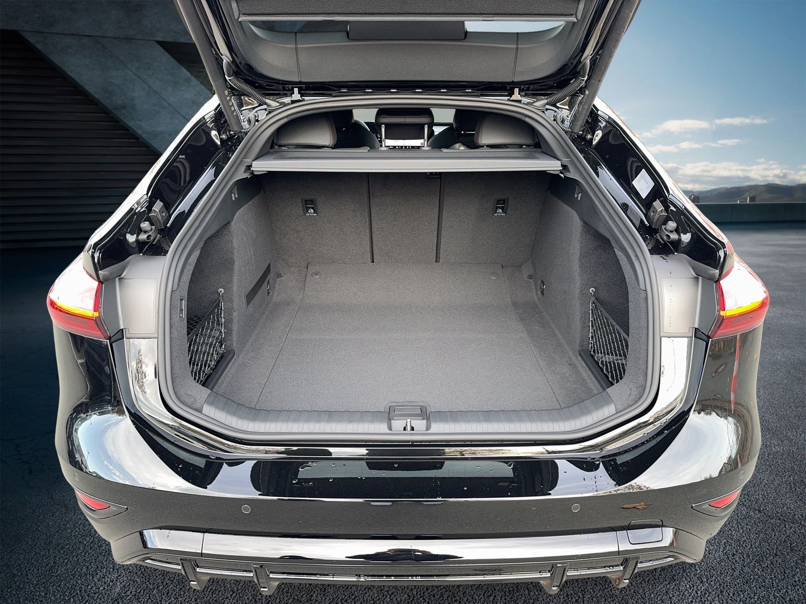 Audi A6 e-tron - Bild 14
