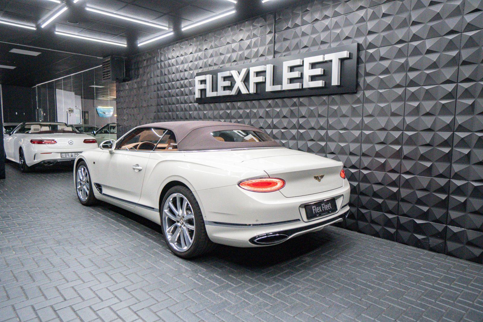 Bentley Continental GTC 100Jahre Edition Mulliner foto 7