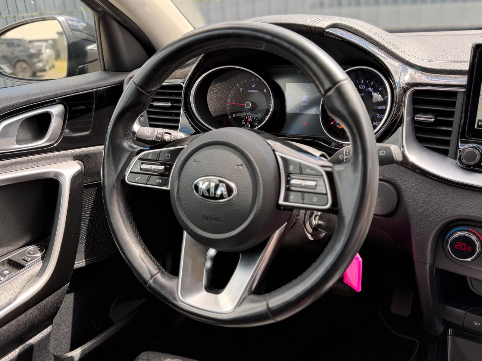 Kia MOTOR NEU BEI KIA (SHZ/R-KAM/LNKRD/Apple CarPlay