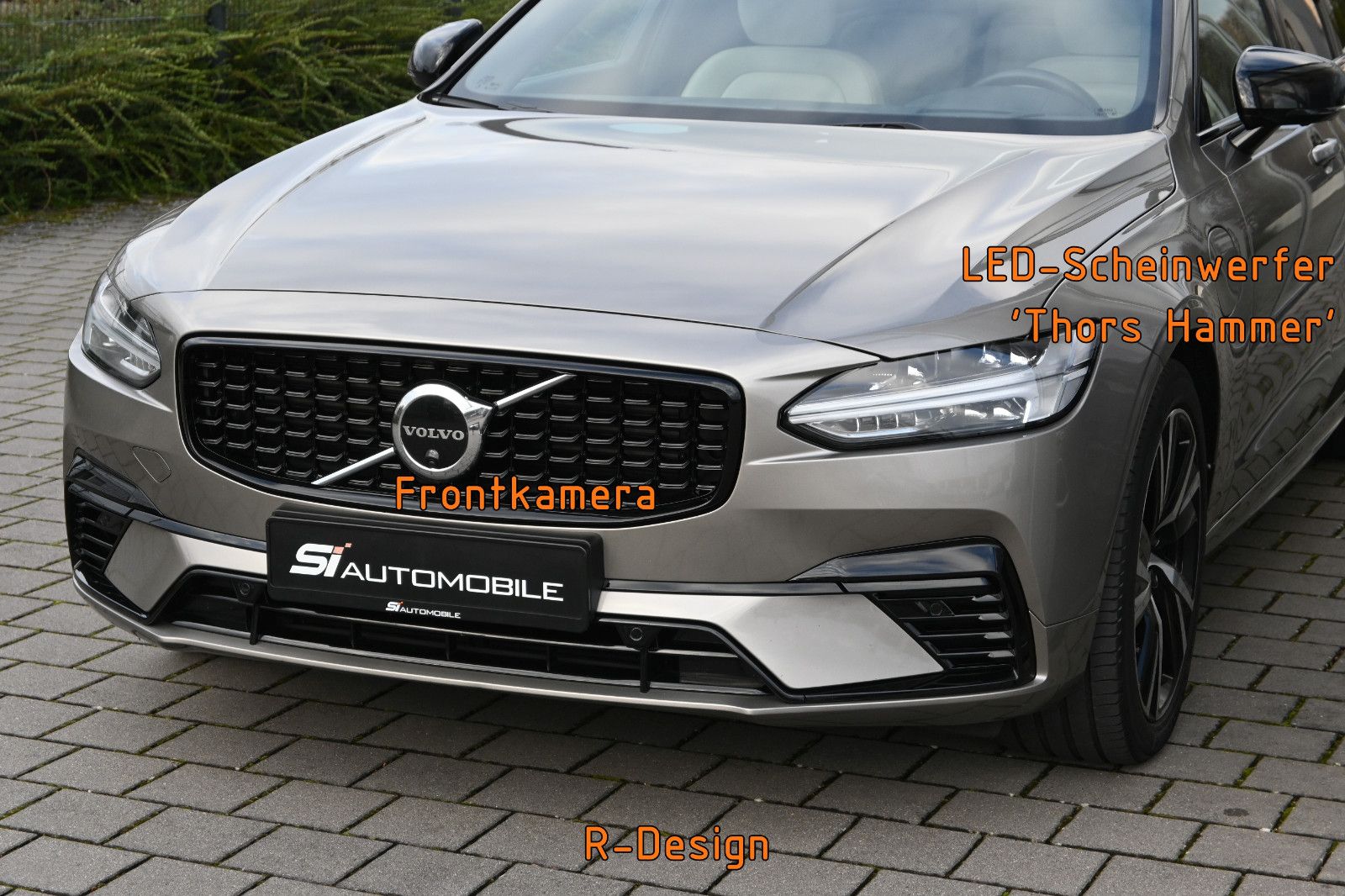 Fahrzeugabbildung Volvo V90 T8 AWD Rech R-DESIGN °ACC°AHK°FOUR-C°360°HUD