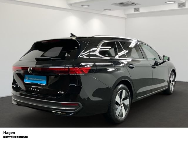 Volkswagen Passat Variant 1.5 eTSI DSG LED NAV AHK ACC Busi imagem 3