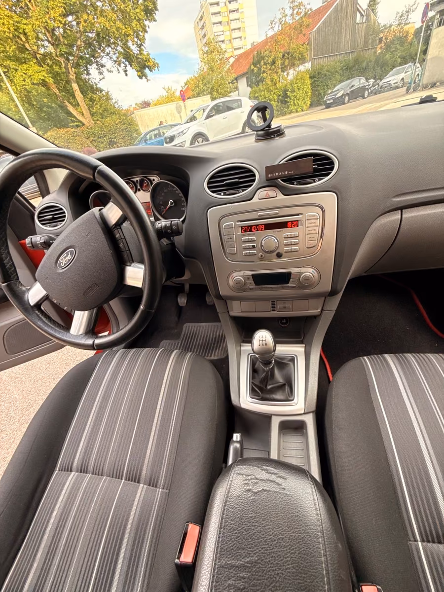 Ford Focus 2009 — photo 5