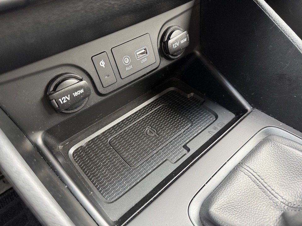Fahrzeugabbildung Hyundai TUCSON FL 1.6T TREND GARANTIE NAV+KRELL+SHZ+KAME