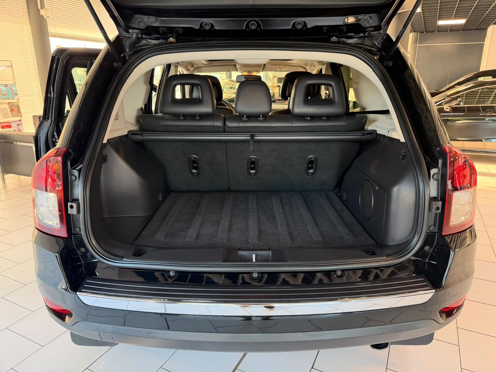 Jeep Compass Limited 4x4 |KAM.|NAVI|LEDER|SCHIEBEDACH