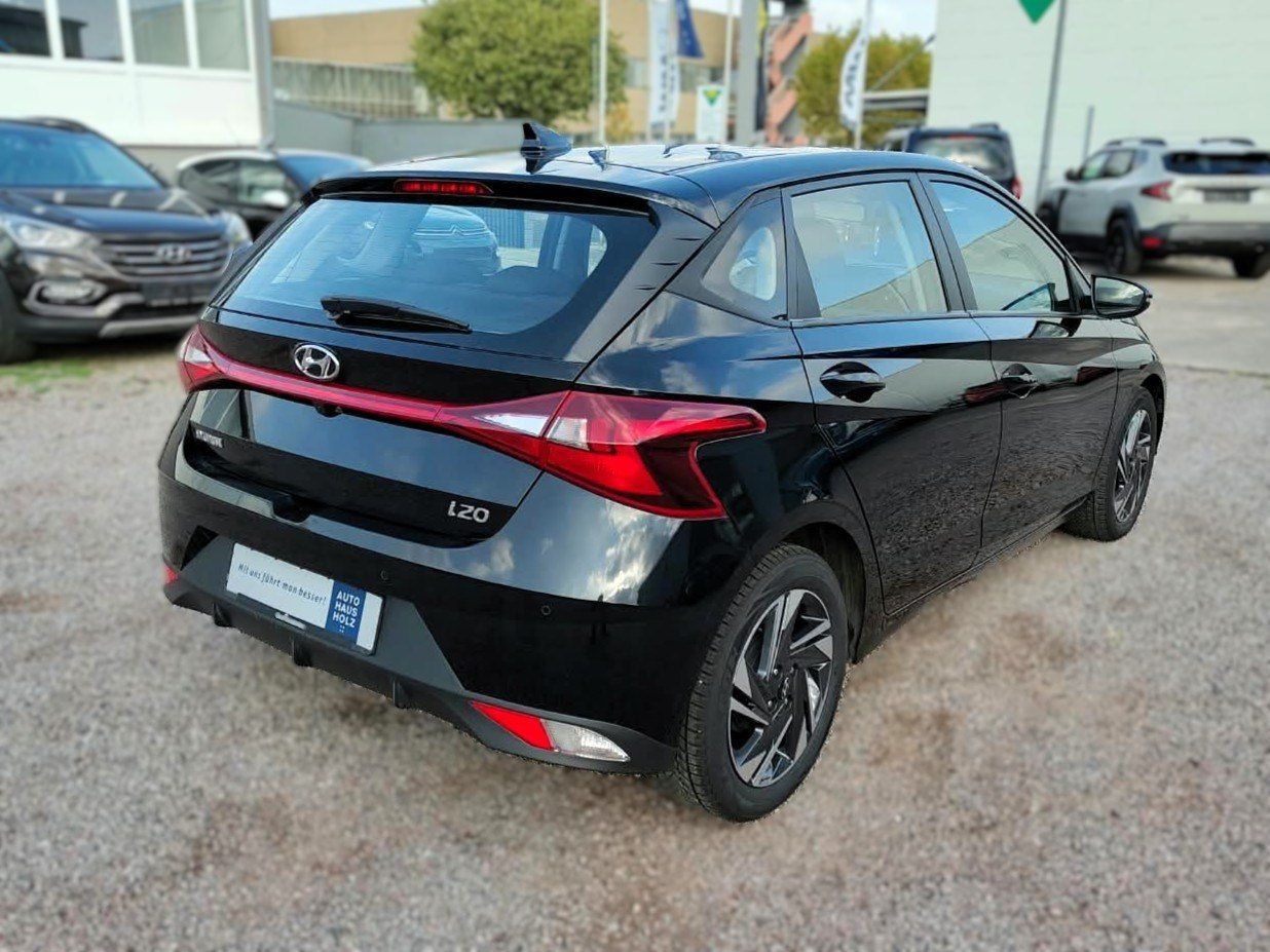 HYUNDAI i20  1.2 Select Kamera Klima CarPlay – Bild 4