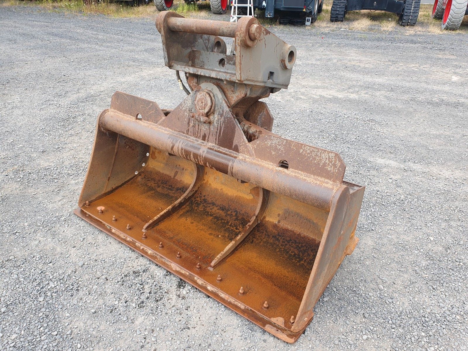 Fahrzeugabbildung Andere Nagel hydraulischer Grabenräumlöffel / SW48