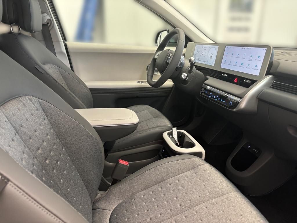 Fahrzeugabbildung Hyundai IONIQ 5 4WD 77,4kWh Techniq Assi-Paket & Pano-Da