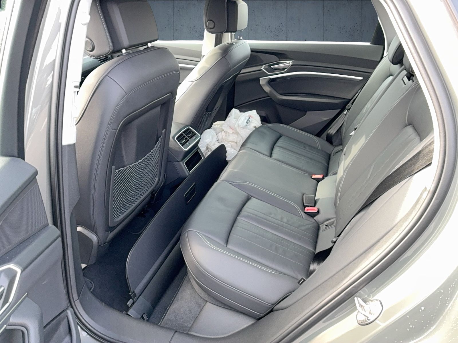 Audi Q8 e-tron - Bild 13