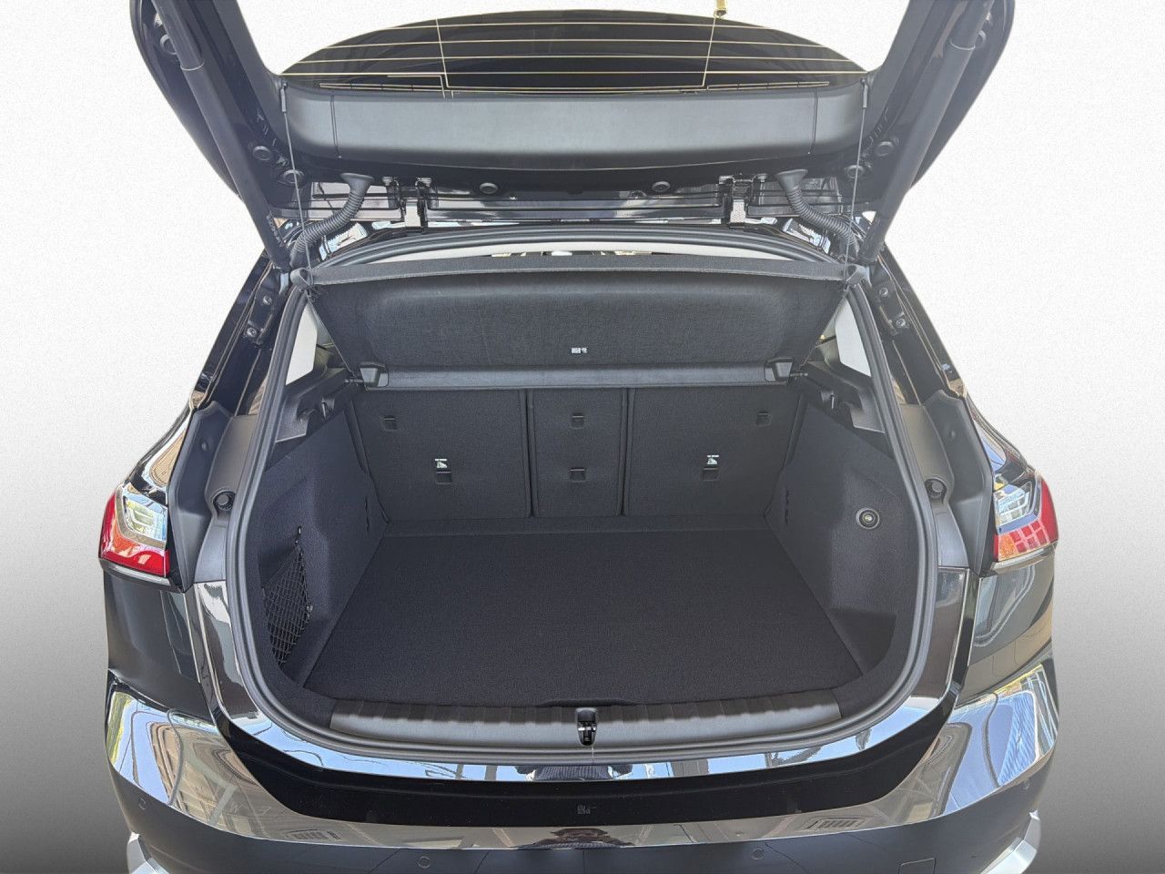BMW 218 - Bild 17