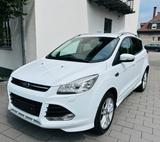 Ford Kuga Individual - Ford Kuga: Weiß