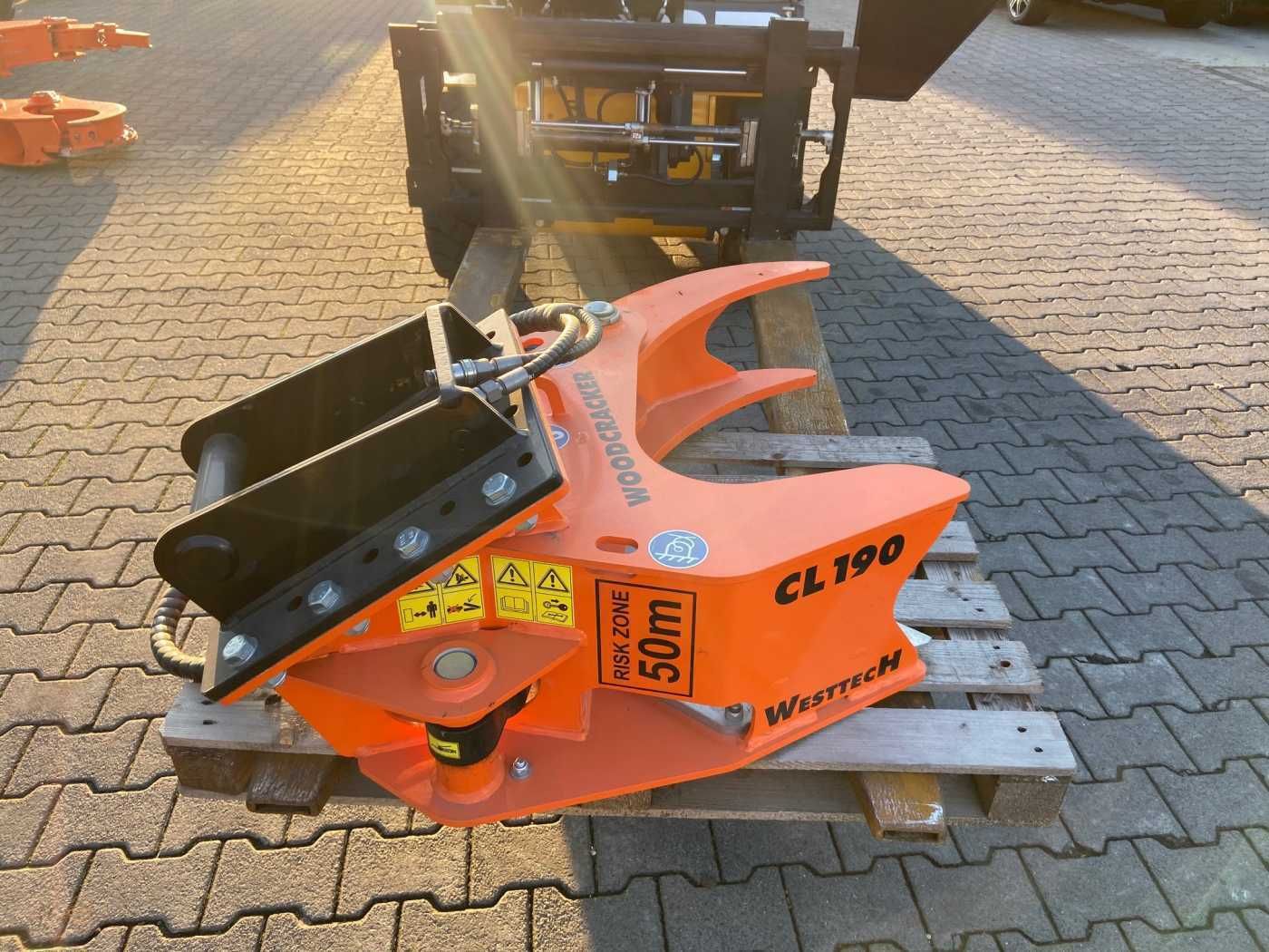 Fahrzeugabbildung Andere Westtech Woodcracker CL190 Fällkopf Fällgreifer
