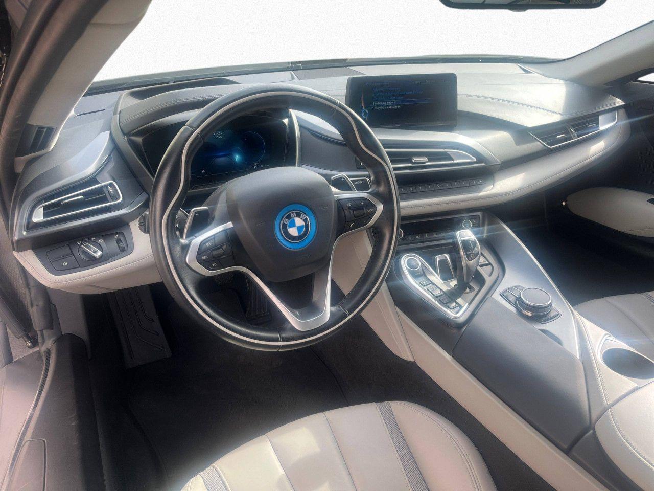 BMW i8 xDrive HUD,H/K,360°,DA,NaviPro,KomfZ,erw.LED