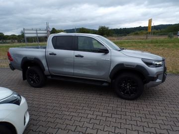 Toyota Hilux - 4