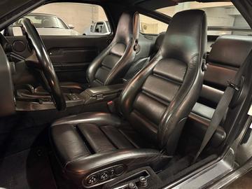 1990 Porsche 928 — миниатюра 12