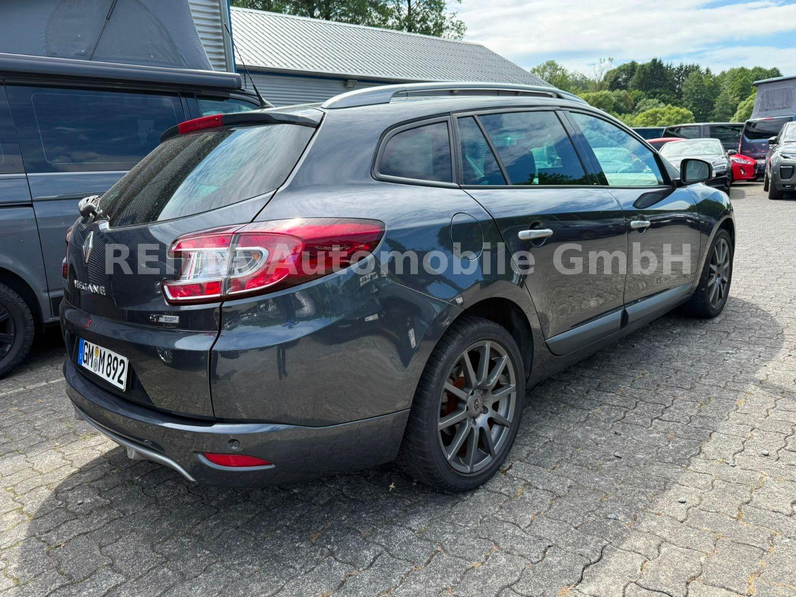 Renault Megane III Grandtour GT 2,0i, Navi