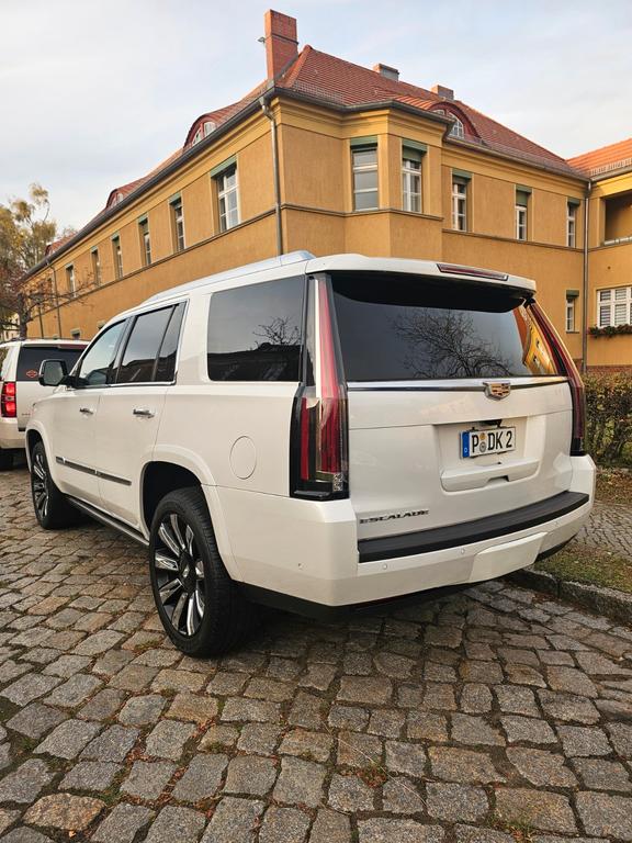 Cadillac Escalade