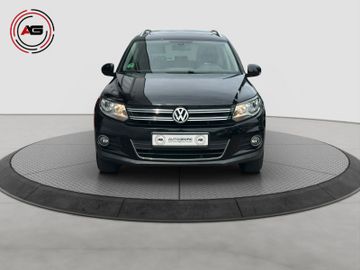 Volkswagen Tiguan - 2