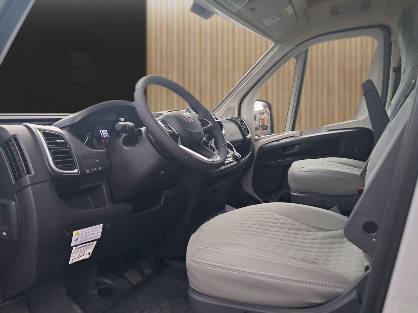 Fahrzeugabbildung Chausson Van Sport Line V594 Solar, Markise, RFK, Alu