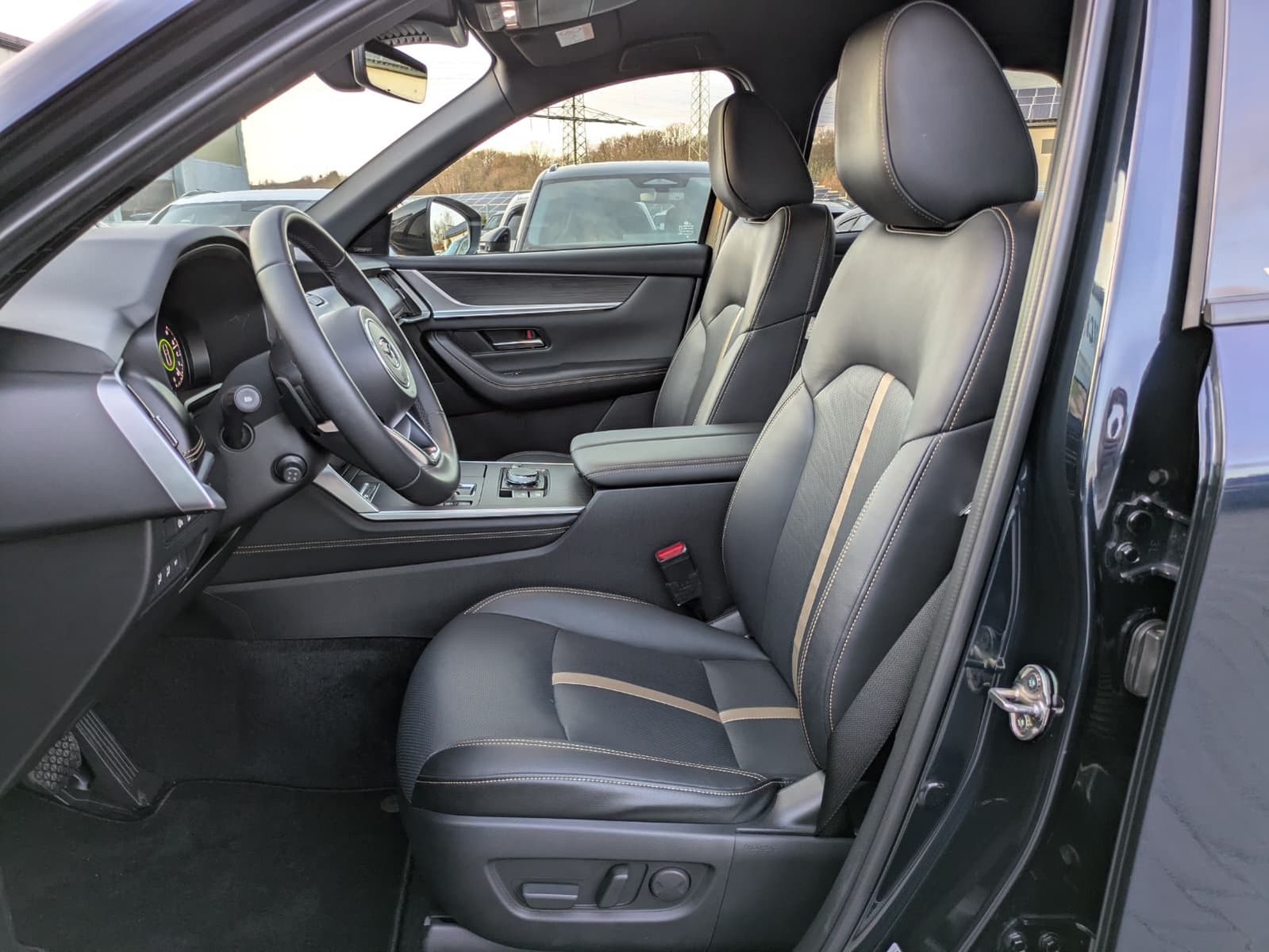 Fahrzeugabbildung Mazda CX-60 HOMURA AWD MATRIX*BOSE*LEDER*HUD*ACC*360°