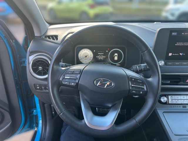 Fahrzeugabbildung Hyundai KONA Select Elektro 11KW OBC ACC Apple CarPlay A