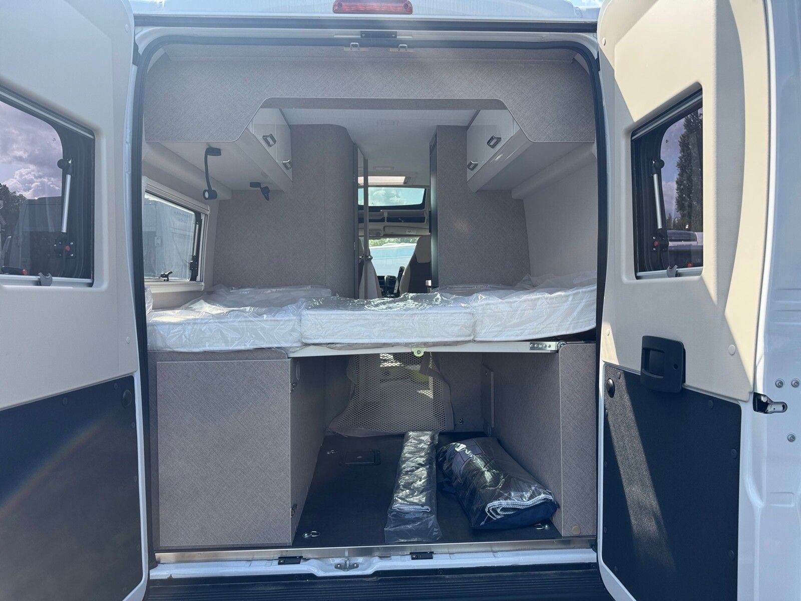 Fahrzeugabbildung Karmann Davis Lifestyle DA 590 LS Panorama Dachfenster