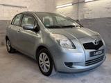 Toyota Yaris Executive 1.3 VVT -Klima-5-Türig-Multifunk - Toyota Yaris Executive mit Benzin-Antrieb
