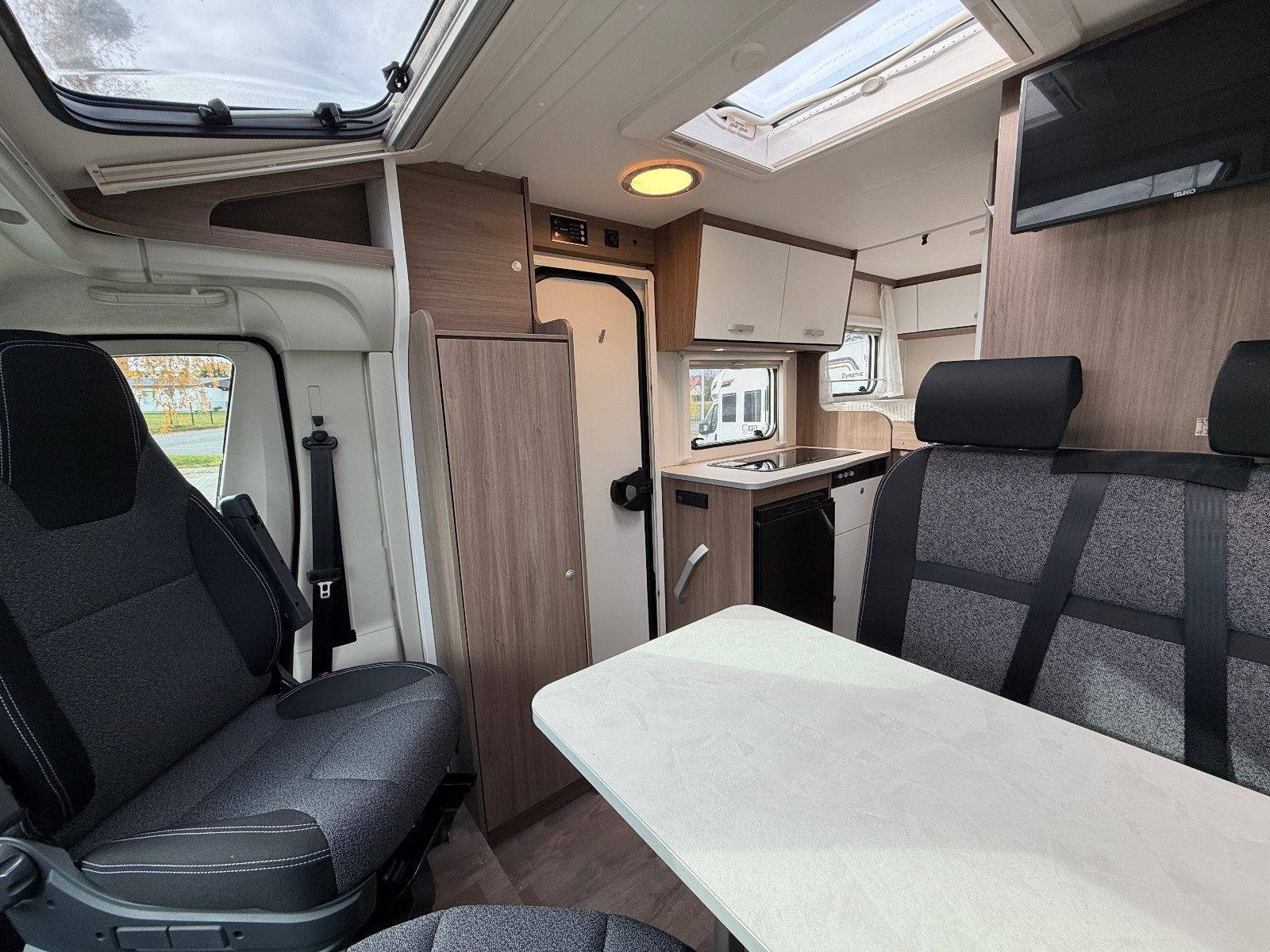 Fahrzeugabbildung Carado V-132 pro+ 7.822 € SPAREN !