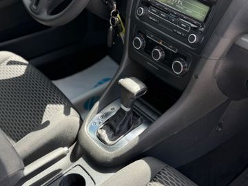 Volkswagen Golf - 12
