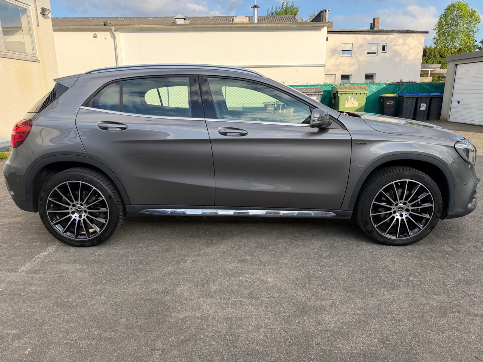 Mercedes-Benz GLA 220 4Matic AMG Line ACC|360°|MEMO|BLINDSPOT