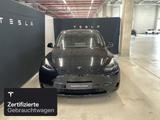 Tesla Model Y Rear-Wheel Drive - schwarze Tesla Model Y