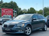 Skoda Superb 2.0 TDI Combi Active DSG/PDC/SITZHZG - Skoda Superb: Active