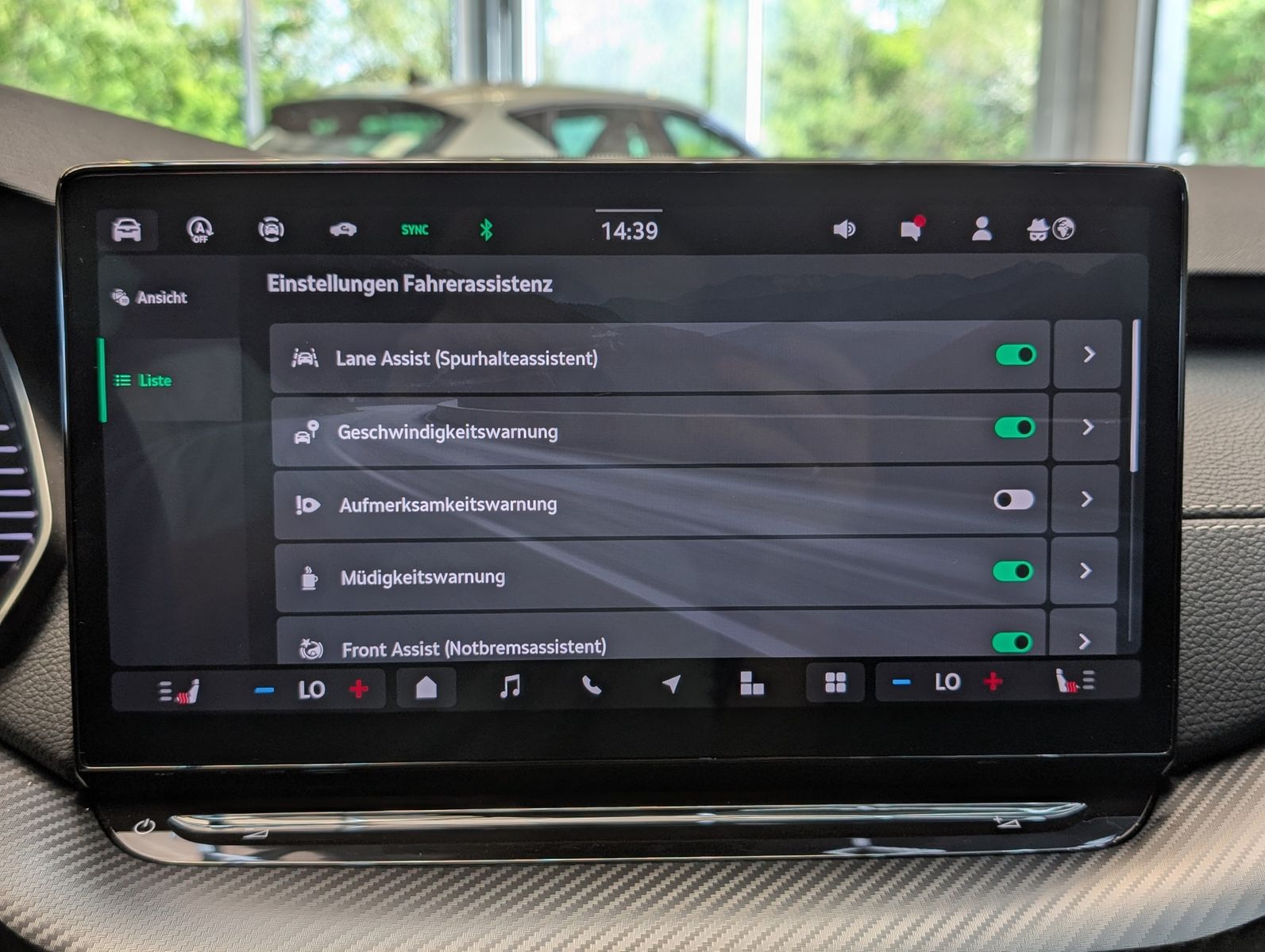Fahrzeugabbildung SKODA Octavia 2.0 TDI Sportline Matrix Canton Pano ACC