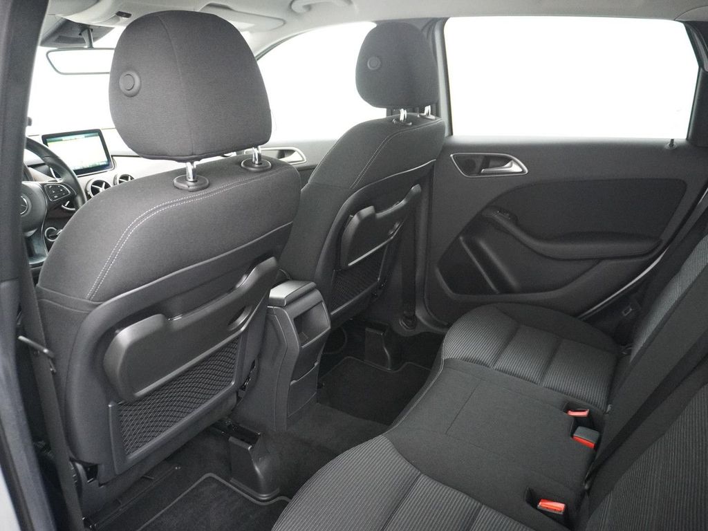 Mercedes-Benz B 180 Ambition Facelift 1e besitzer Händlerwartu