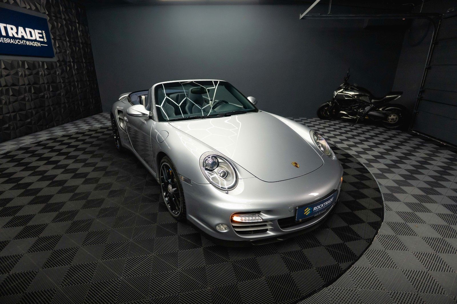 Fahrzeugabbildung Porsche 997.2 911 Turbo S Cabrio PDK*Keramik*Unfallfrei*