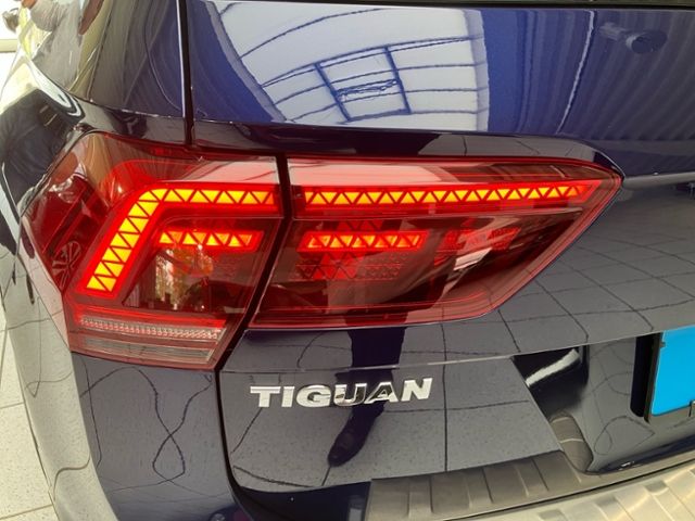 Fahrzeugabbildung Volkswagen Tiguan 2.0 TDI 4x4 DSG Highline AHK NAVI STANDHE