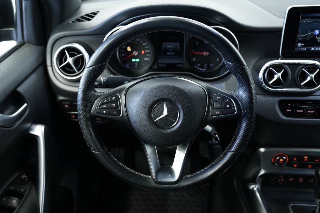Mercedes Benz X 250