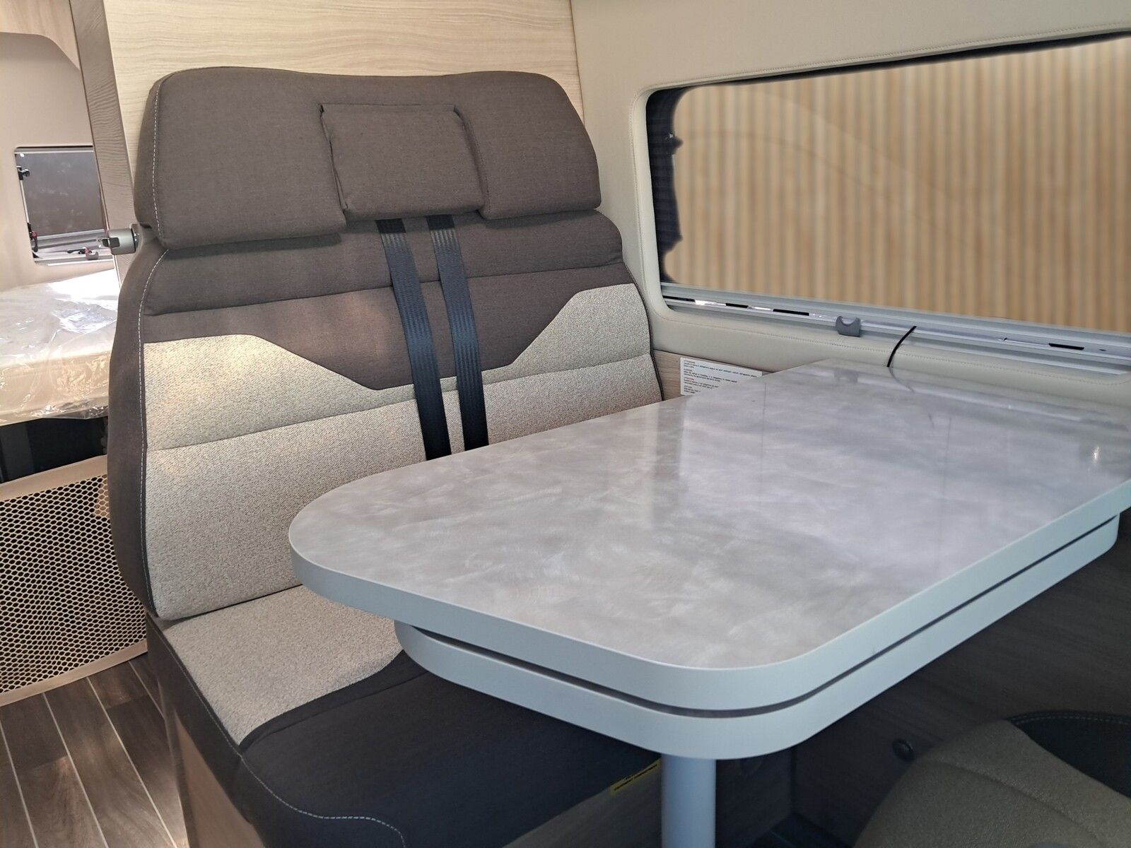 Fahrzeugabbildung Forster Vantasy FV599HB Autom. 140PS