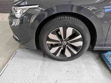 Volkswagen Golf - 7