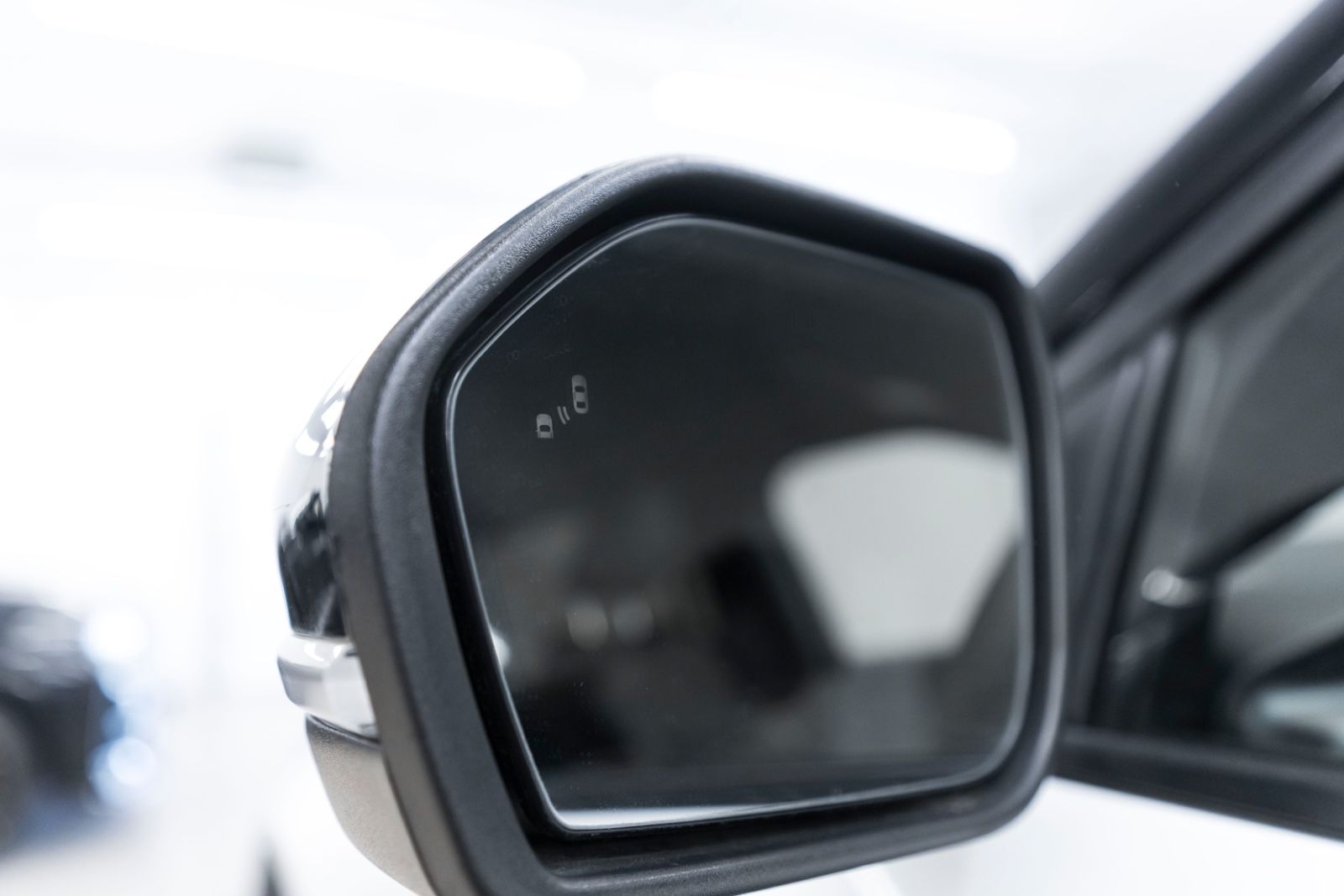Fahrzeugabbildung Ford Explorer ST 3.0L AWD ACC LED 360° B&O PANO AHK