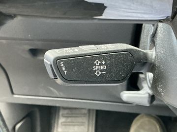 Audi Q8 e-tron - 10