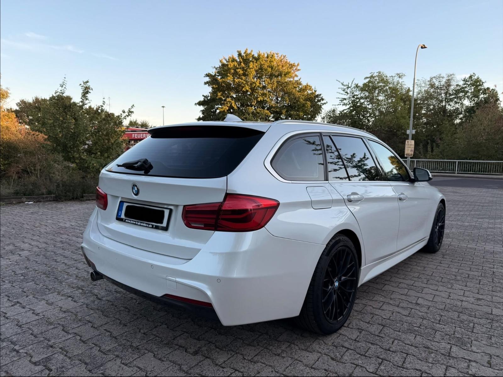 BMW 320 - D TOURING - 184 CV - BVA - HAYON ÉLECTRIQUE