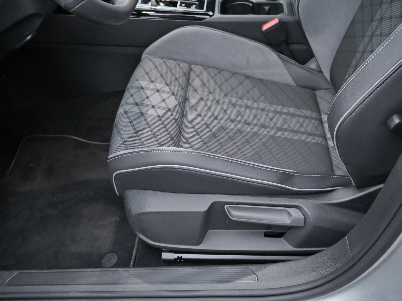 Volkswagen Golf - Bild 20