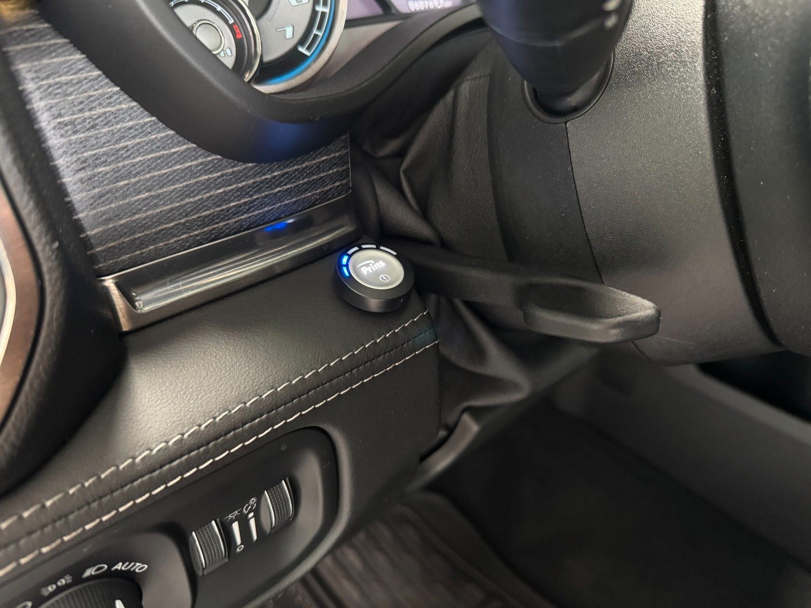 Fahrzeugabbildung Dodge RAM 5,7 Limited LPG "200 Liter-Tank  AHK LRA"