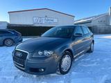 Audi A3 Sportback 1.6 FSI Attraction Sitzh. Klimas.