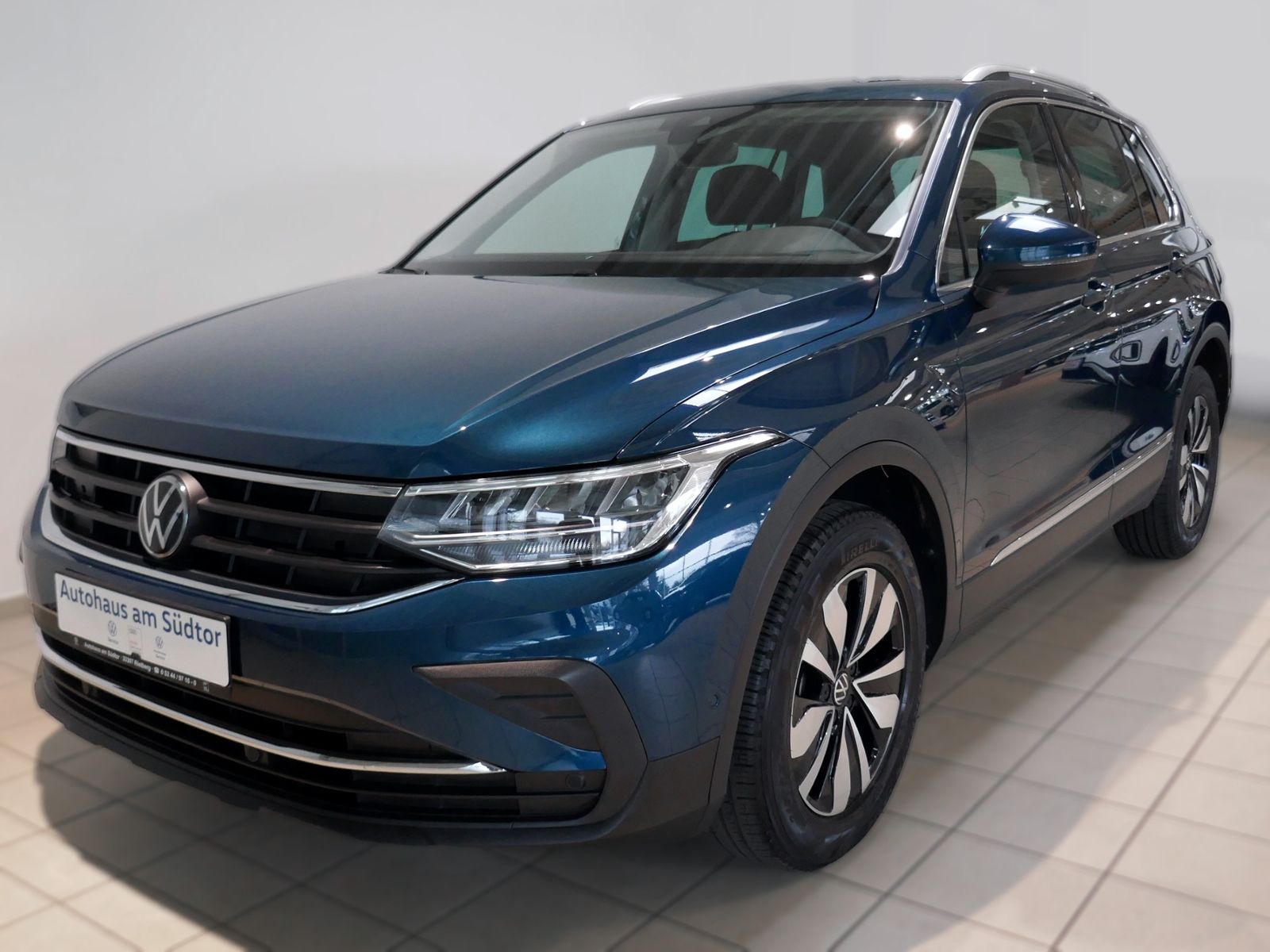 Fahrzeugabbildung Volkswagen Tiguan MOVE 1.5 TSI DSG | LED AHK RFK ACC