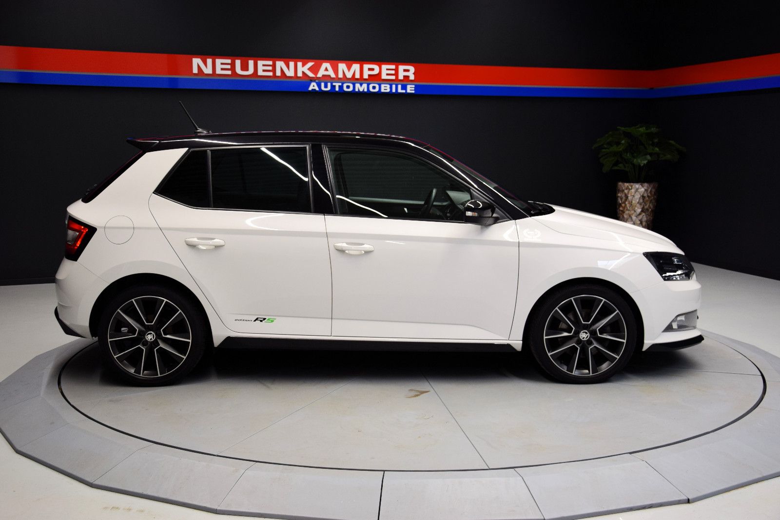Fahrzeugabbildung SKODA Fabia R5 DSG Kamera Navi Klima ACC Shz PDC