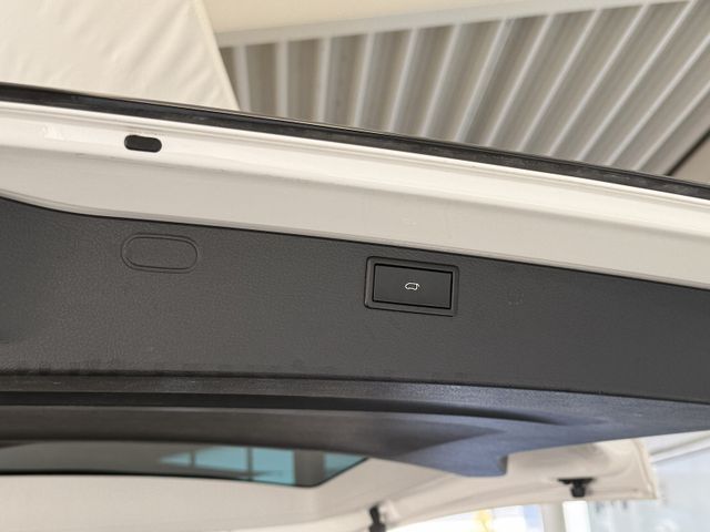 Volkswagen T6 Multivan DSG LED ACC NAV APP DYNAUDIO AHK