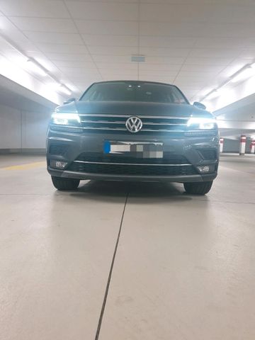 Volkswagen Wolkswagen Tiguan 2 TDI SCR HIGHLINE