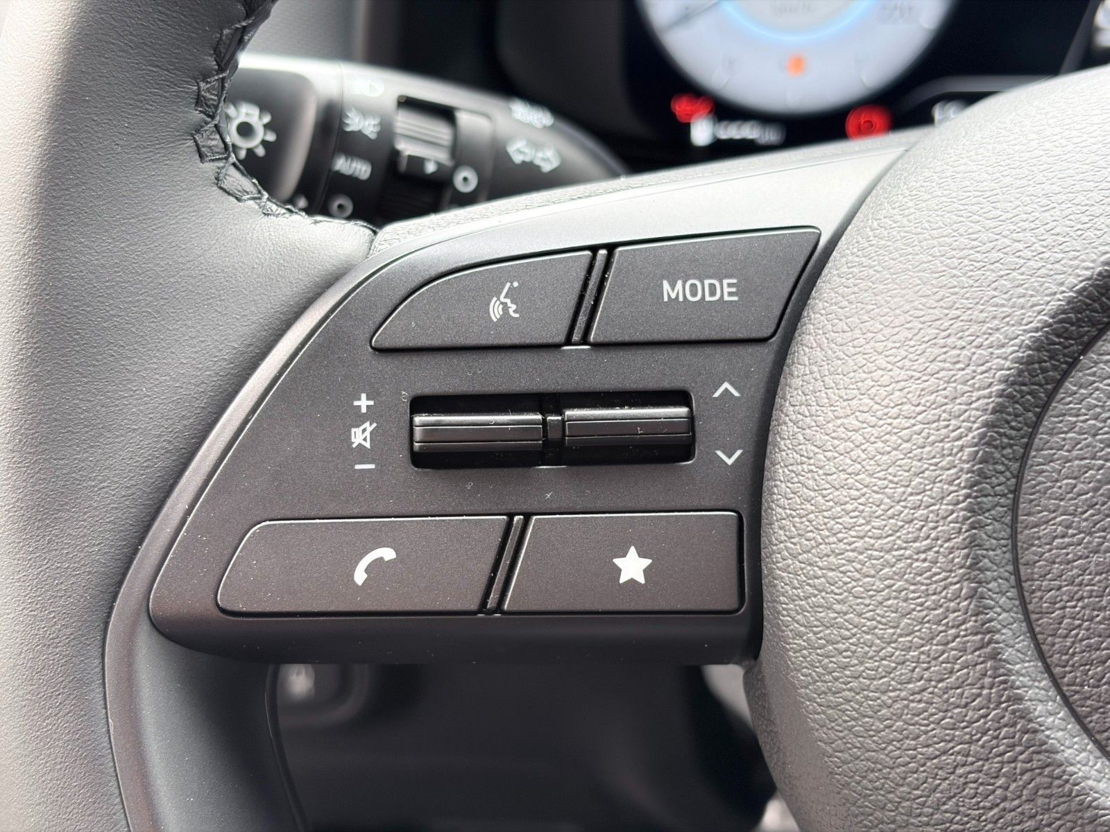Fahrzeugabbildung Hyundai i20 1.0 T-GDI Trend Navi,SHZ,Kam.,PDC,Virtual,LM