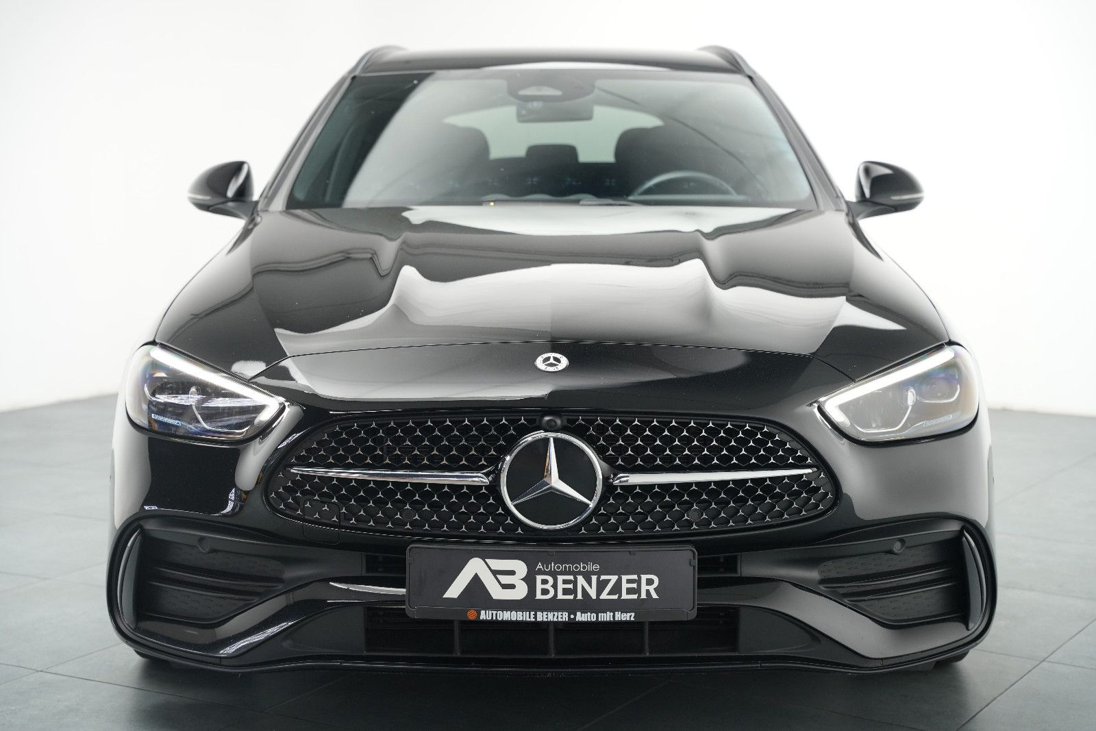 Fahrzeugabbildung Mercedes-Benz C 220d *AMG*Carbon*Ambiente*Kamera*AHK